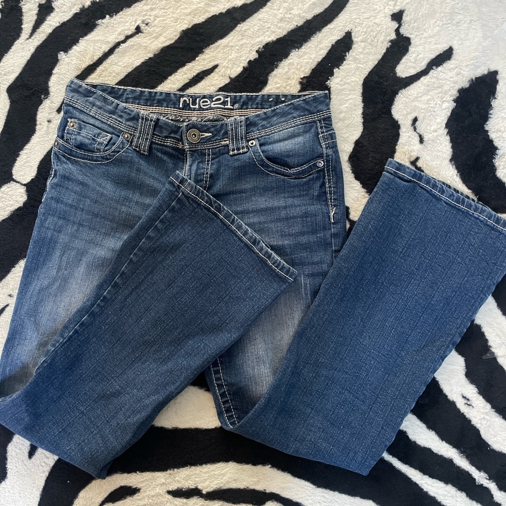 Low rise jeans